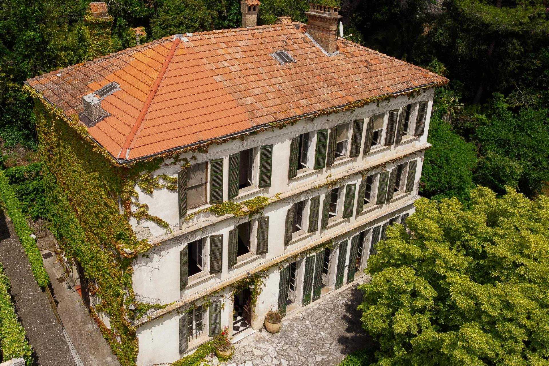 房子 在 Grasse, Provence-Alpes-Cote d'Azur 10030288