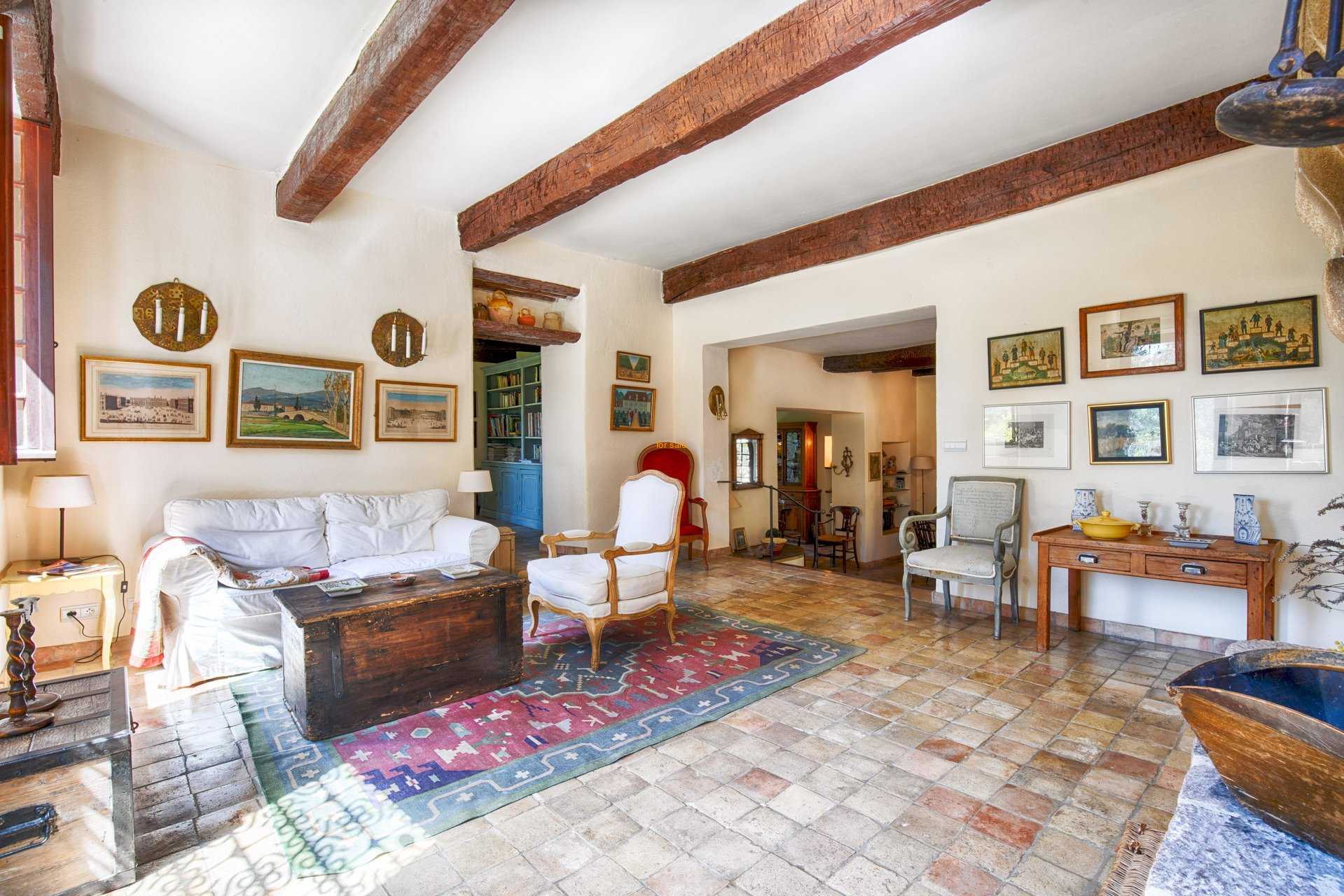 房子 在 Grasse St Francois, Provence-Alpes-Cote d'Azur 10030289