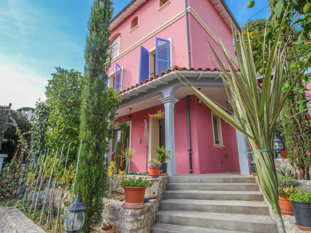 rumah dalam bagus, Provence-Alpes-Côte d'Azur 10030293