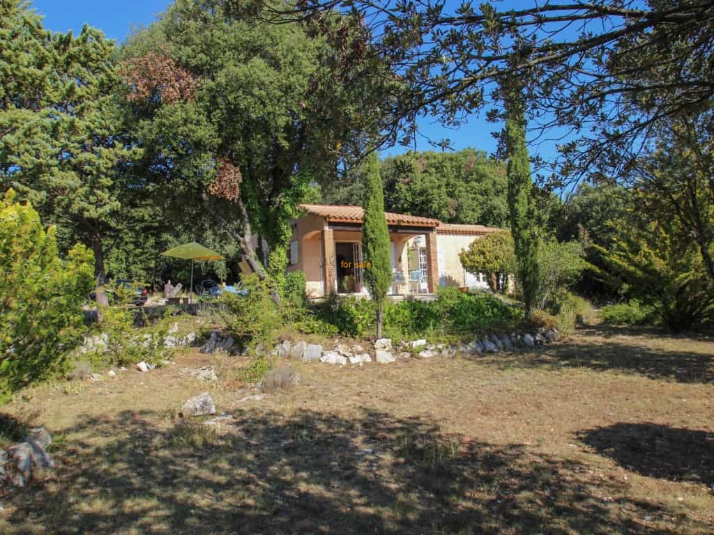 House in Mons, Provence-Alpes-Cote d'Azur 10030295