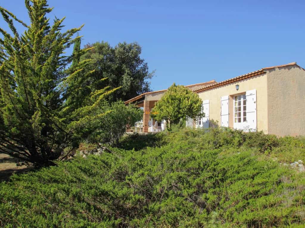 House in Mons, Provence-Alpes-Cote d'Azur 10030295