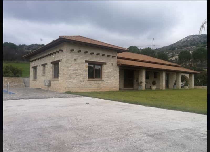 Dom w Agia Marinouda, Pafos 10030337