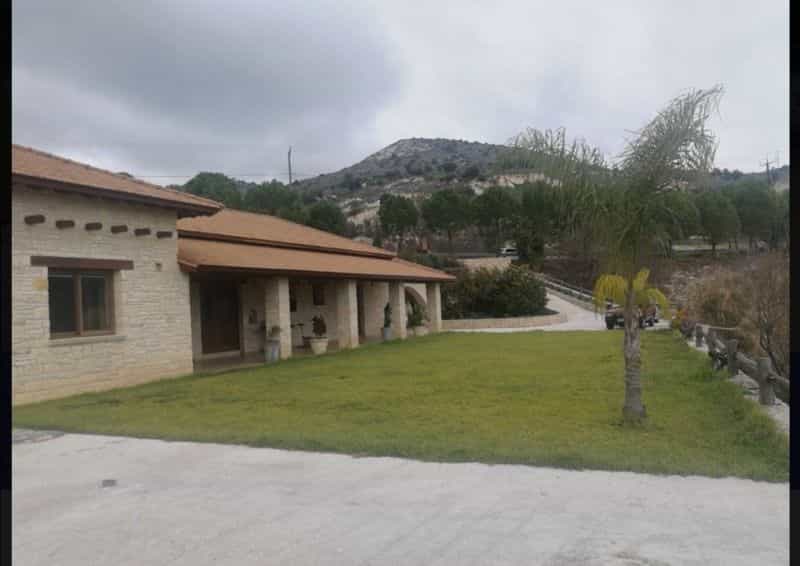 Haus im Agia Marinouda, Pafos 10030337