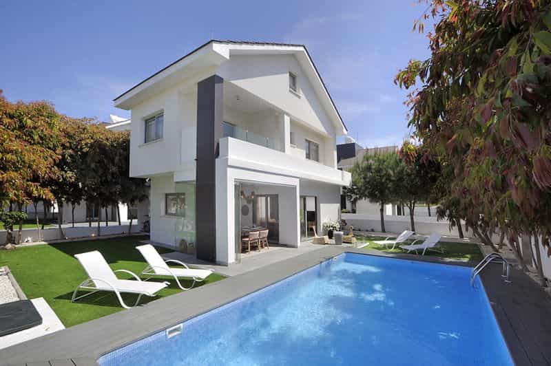 Huis in Perivolia, Larnaca 10030361