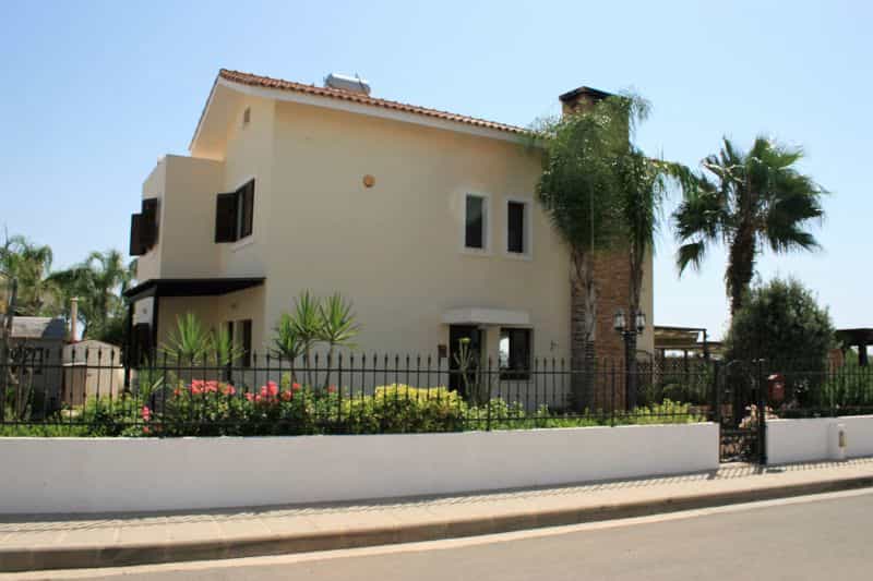 House in Ayia Thekla, Famgusta 10030424