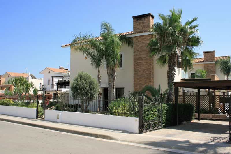 House in Sotira, Ammochostos 10030424