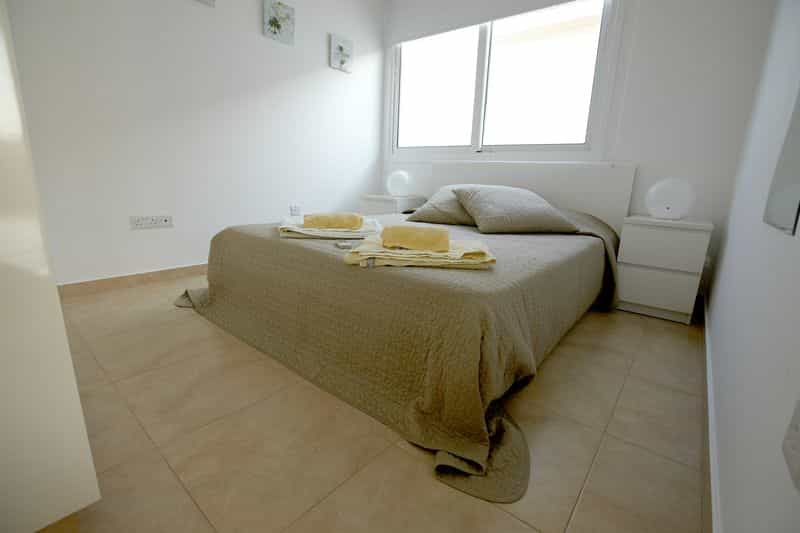 Dom w Ayia Thekla, Famagusta 10030425