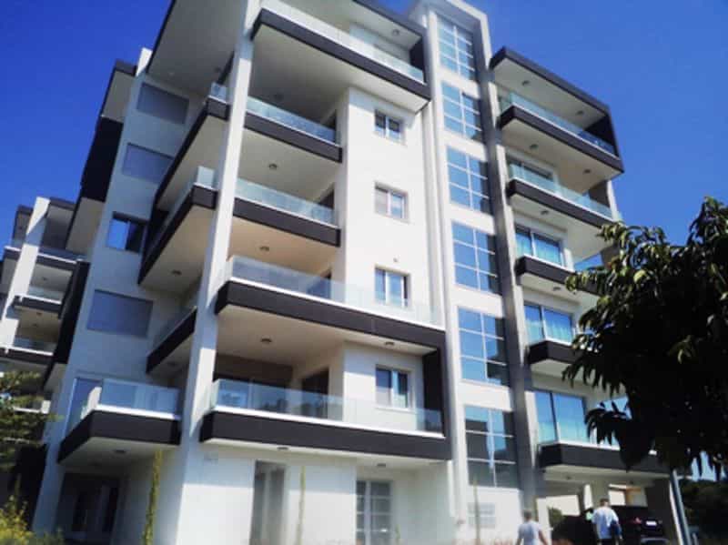 Condominio en Agios Tychón, Lárnaca 10030485