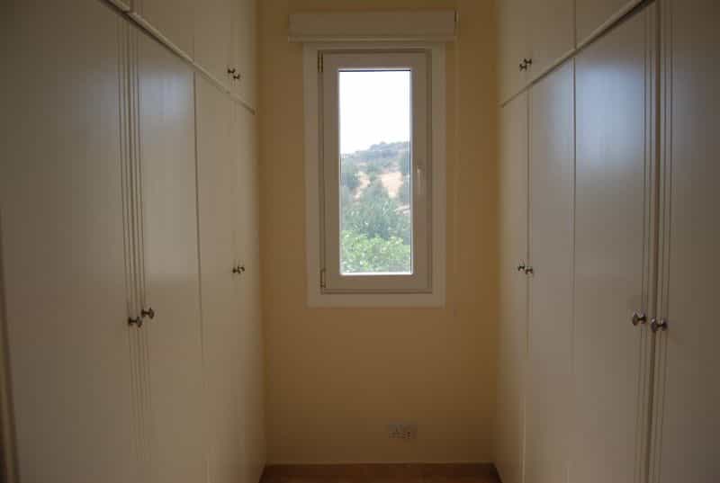 жилой дом в Skoulli, Paphos 10030520