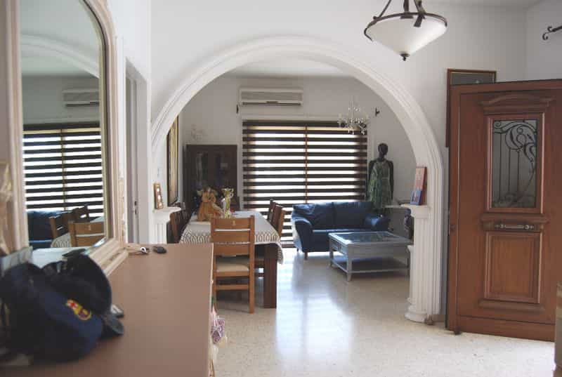 Hus i Empa, Pafos 10030571