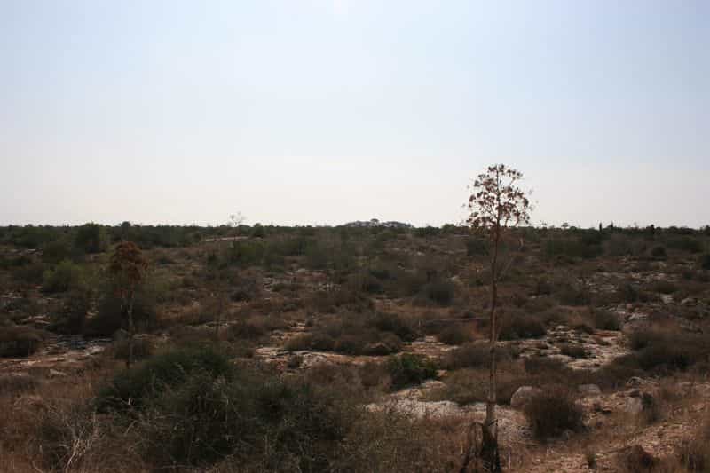Tanah dalam Liopetri, Ammochostos 10030593