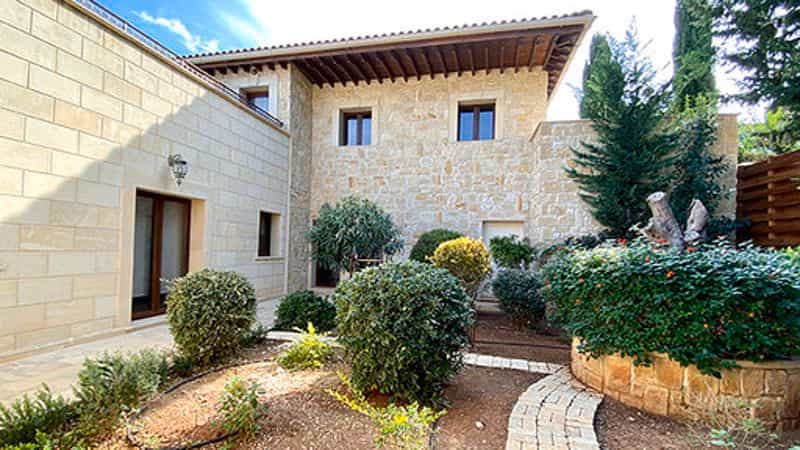 Haus im Agia Marinouda, Pafos 10030595