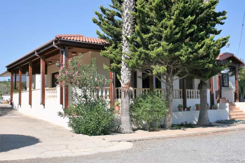 rumah dalam Agia Napa, Ammochostos 10030607