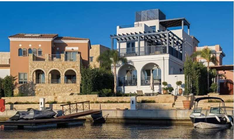loger dans Agios Tychon, Larnaka 10030741