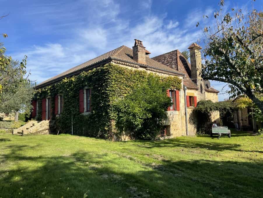 Talo sisään Monpazier, Nouvelle-Aquitaine 10030881