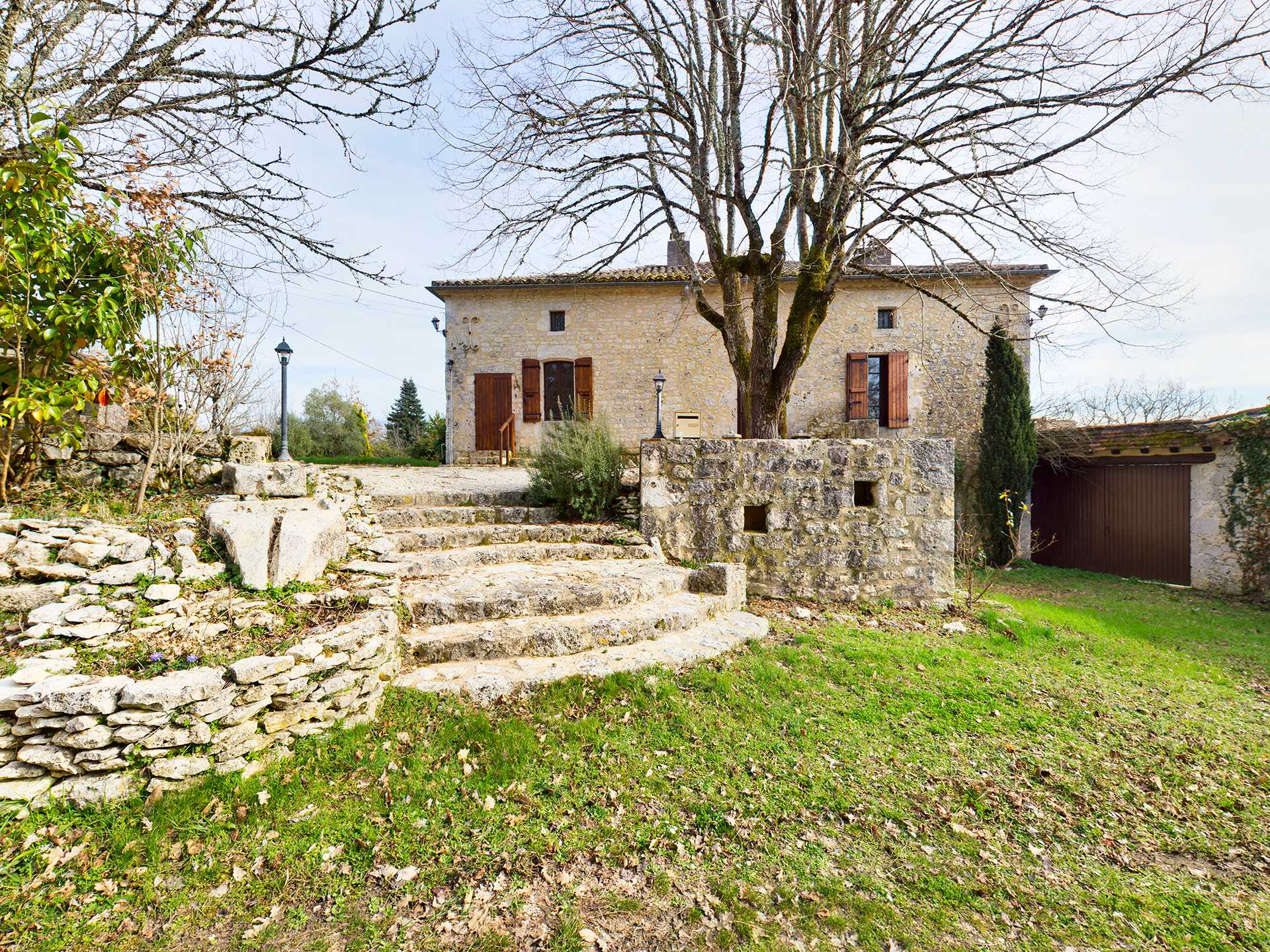 Talo sisään Montaigu-de-Quercy, Occitanie 10031061