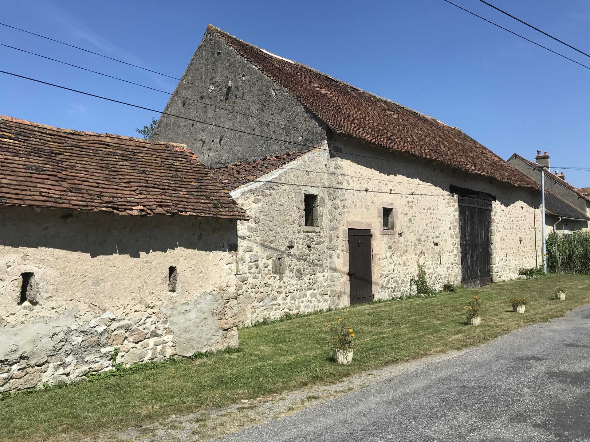 मकान में Saint-Leger-Magnazeix, Nouvelle-Aquitaine 10031114