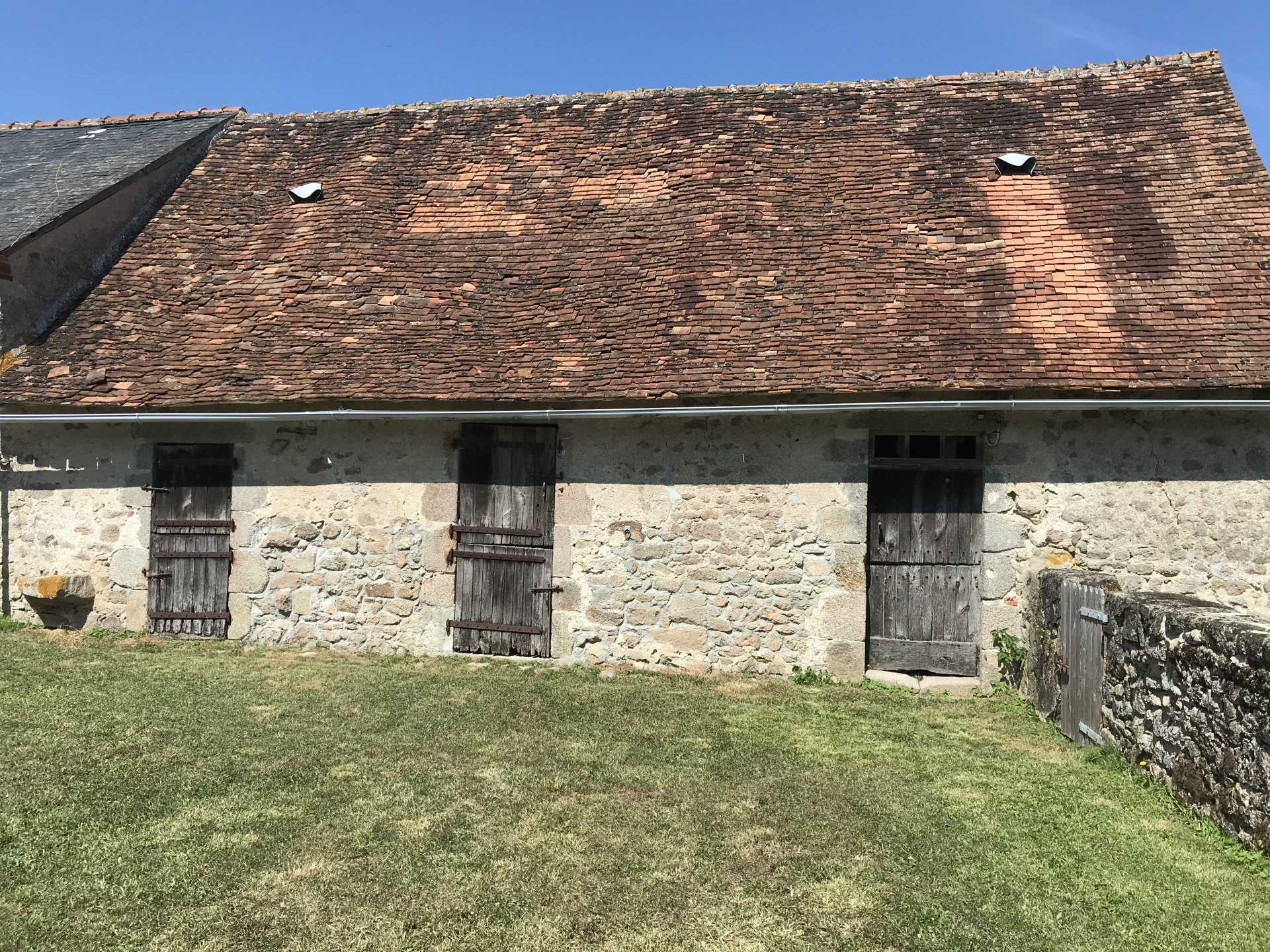Casa nel Saint-Leger-Magnazeix, Nouvelle-Aquitaine 10031114