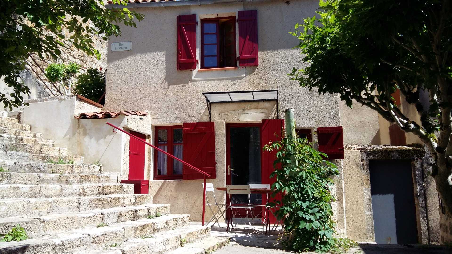 σπίτι σε Puy-l'Eveque, Occitanie 10031119