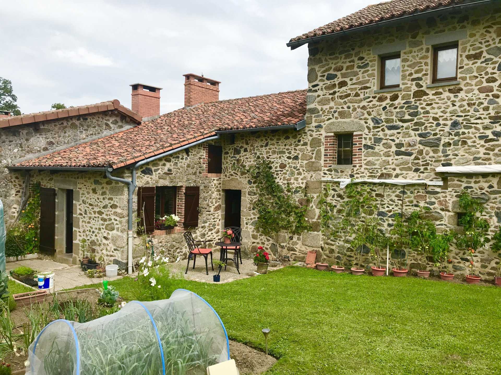Huis in Bussière-Boffy, Nouvelle-Aquitanië 10031176