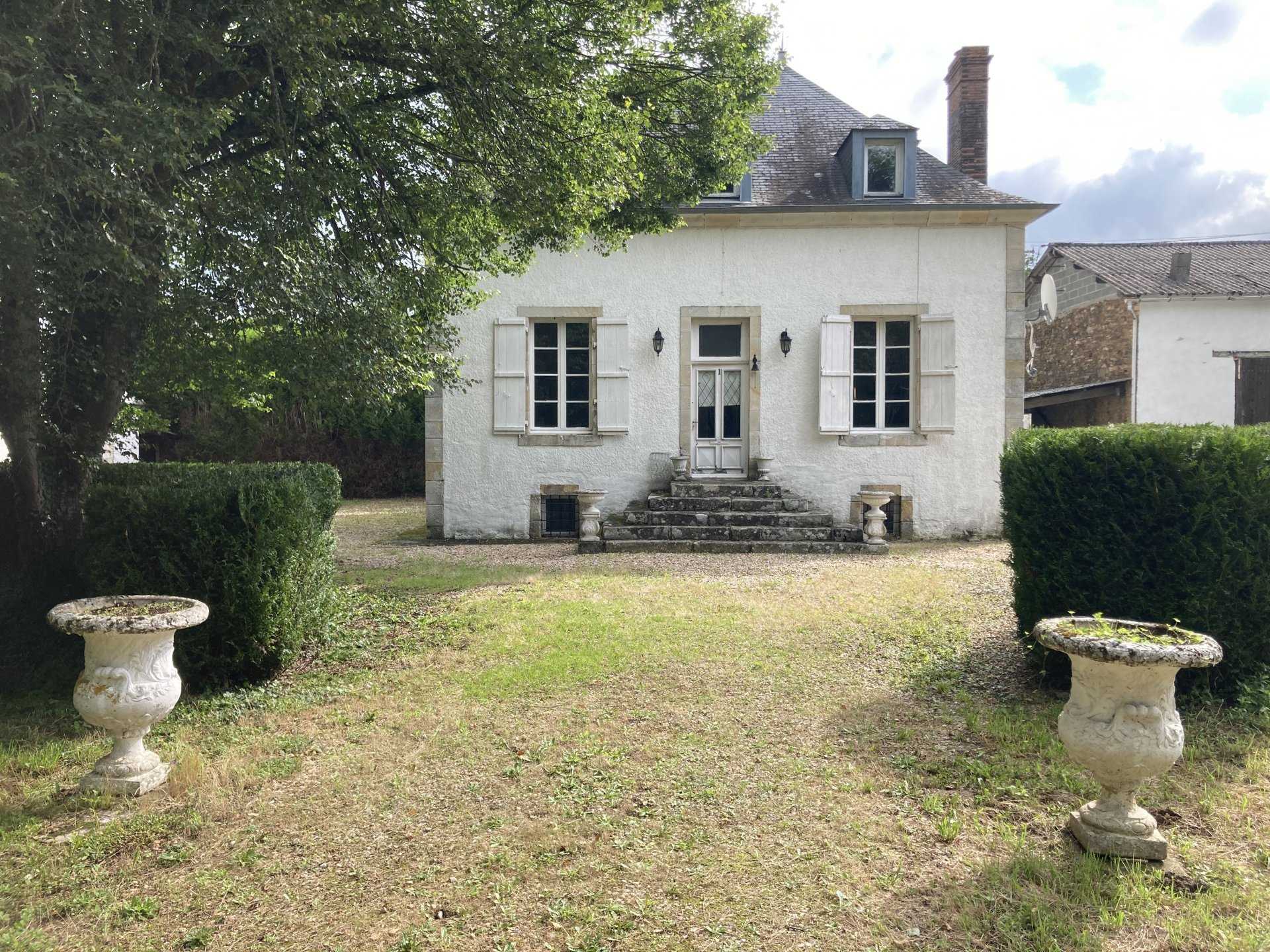 Hus i Bellac, Nouvelle-Aquitaine 10031197