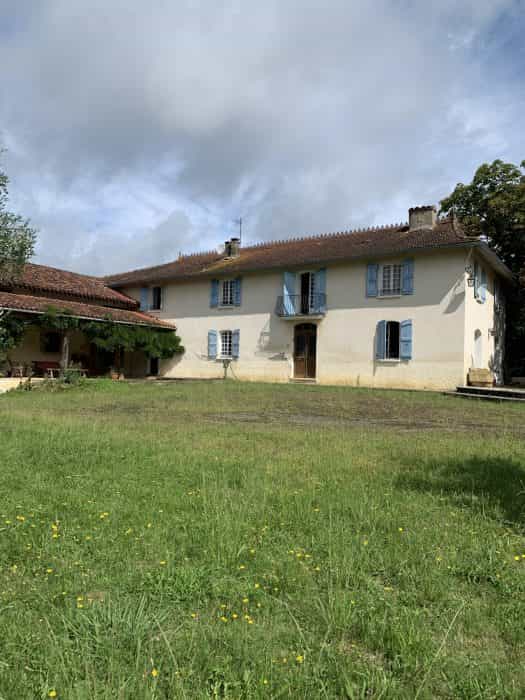 rumah dalam Marciac, Occitanie 10031224