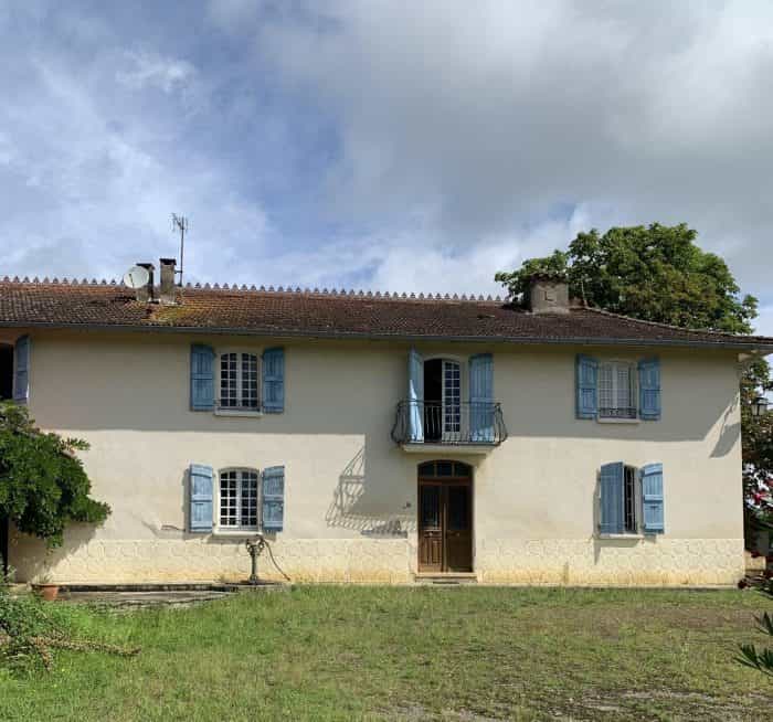 rumah dalam Marciac, Occitanie 10031224