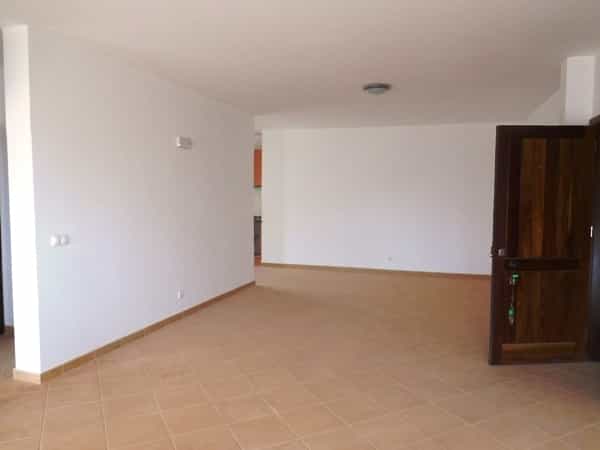 Condominium in PraIa AntonIo Sousa,  10031231