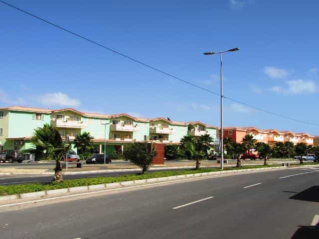 Condominium in Djadsal MoradIas,  10031267