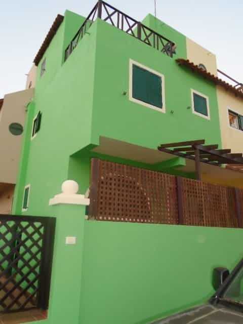House in PraIa AntonIo Sousa,  10031269
