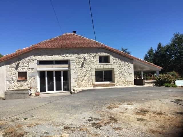 жилой дом в Miramont-de-Guyenne, Nouvelle-Aquitaine 10031345