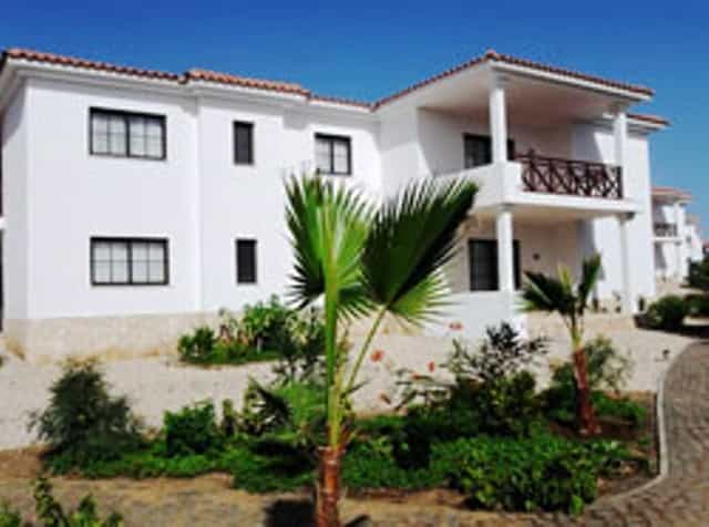 Condominium in Sal, Tortuga,  10031350