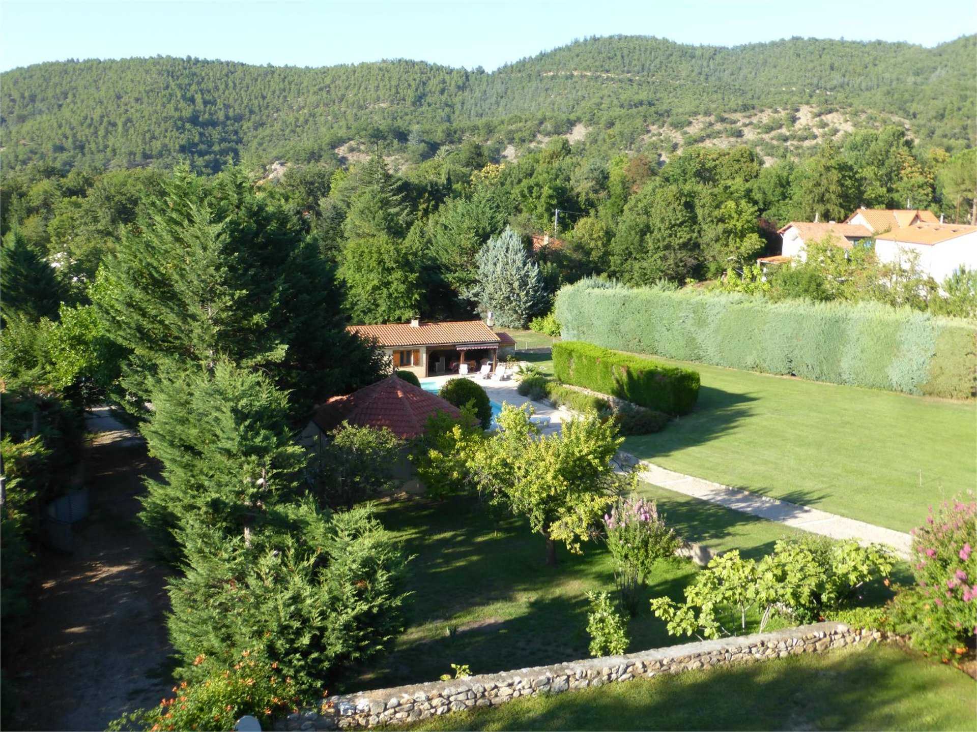 房子 在 Vernet-les-Bains, Occitanie 10031486