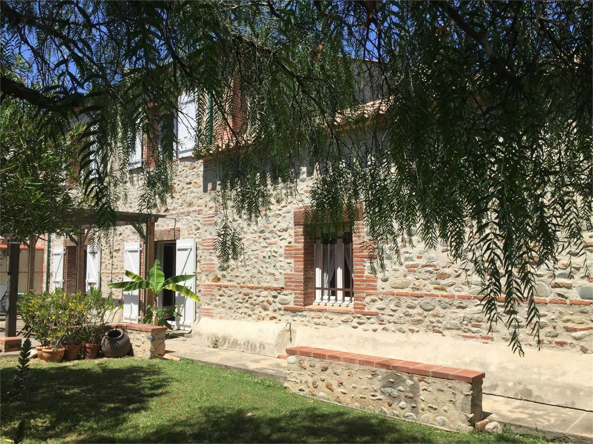 Talo sisään Montescot, Occitanie 10031490