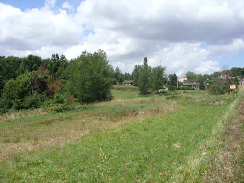 Land in Bergerac, Nouvelle-Aquitanië 10031567