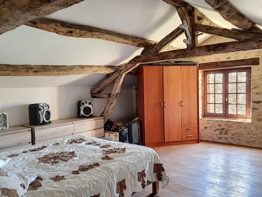 casa no Sainte-Foy-de-Longas, Nouvelle-Aquitaine 10031576