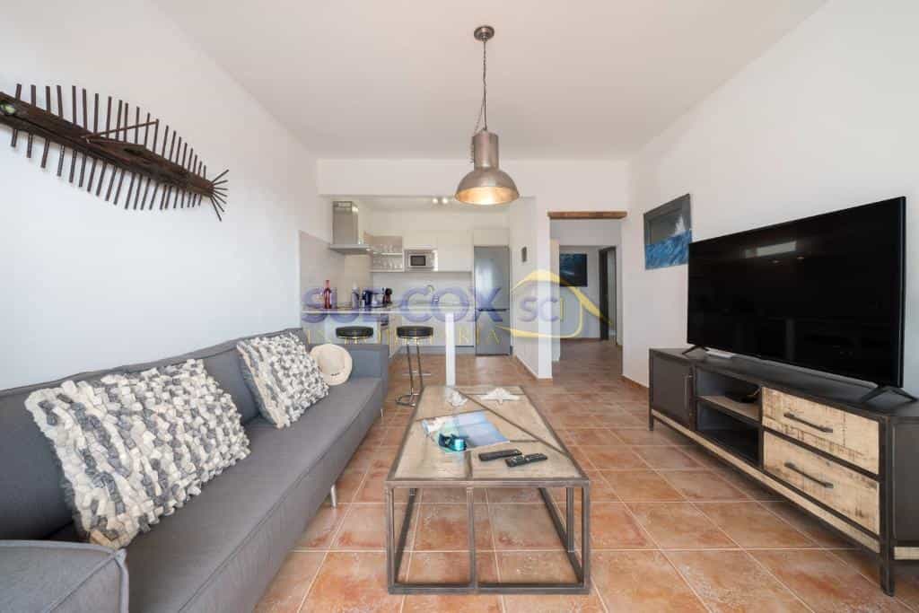 公寓 在 阿雷西费, 加那利群岛 10031812