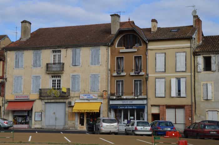 Condominio nel Trie-sur-Baise, Occitanie 10032156