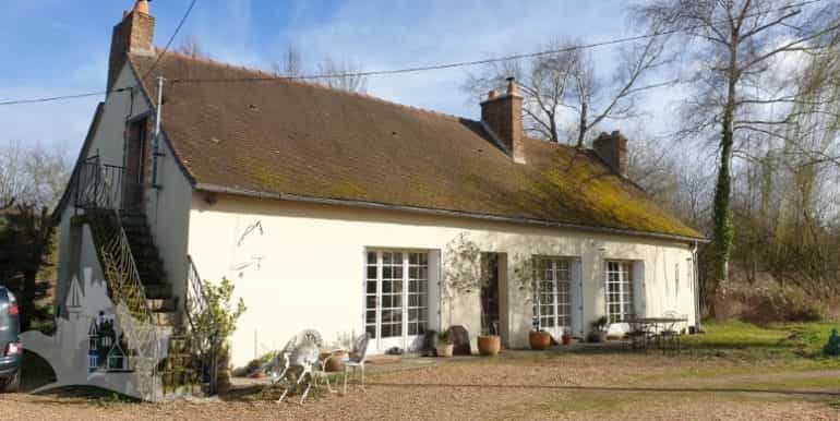 房子 在 Baug-en-Anjou, Pays de La Loire 10032203