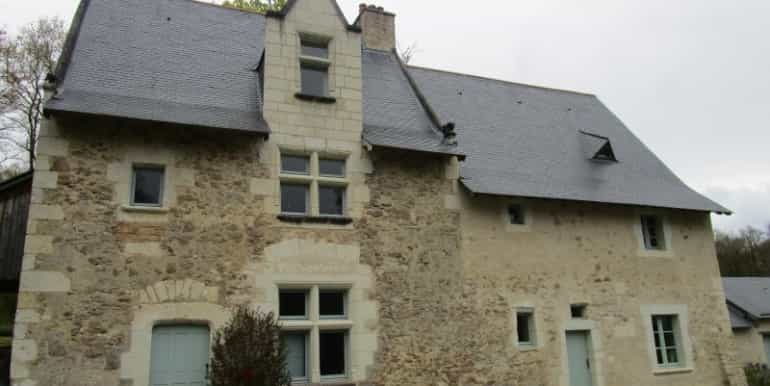 жилой дом в Bauge-en-Anjou, Pays de la Loire 10032278