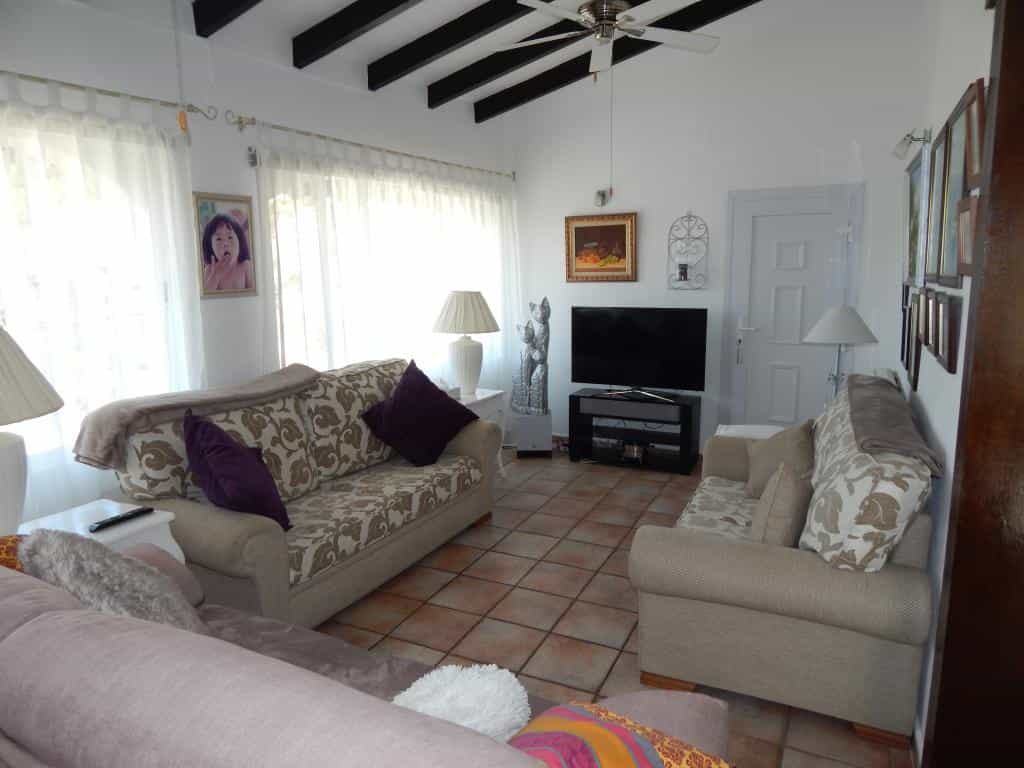 House in Moraira, Costa Blanca 10032409