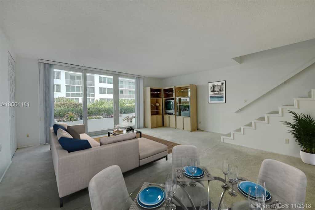 Condominium in Miami-strand, Florida 10032525