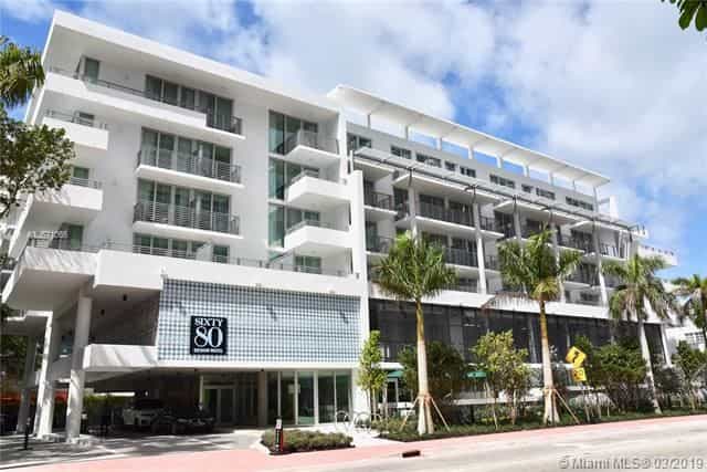 Condominium dans Île de Normandie, Floride 10032529