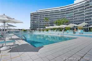 Condominium in MIamI Beach, Fl 33141-5630, GIbraltar 10032537