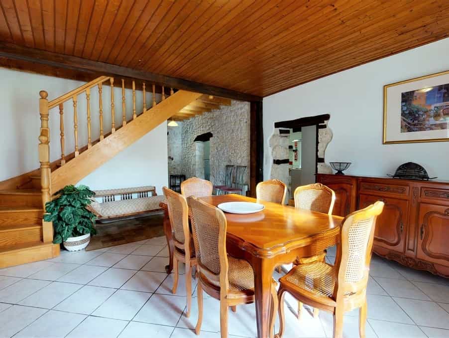Rumah di Rouffignac-de-Sigoules, Nouvelle-Aquitaine 10032683