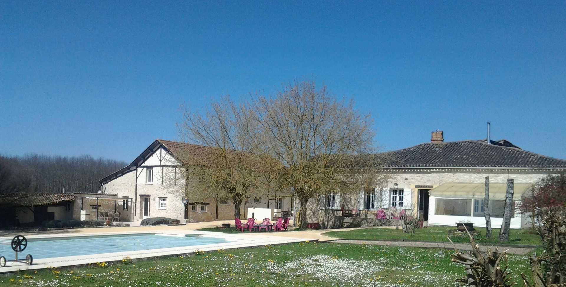 Hus i Sainte-Sabine, Nouvelle-Aquitaine 10032684