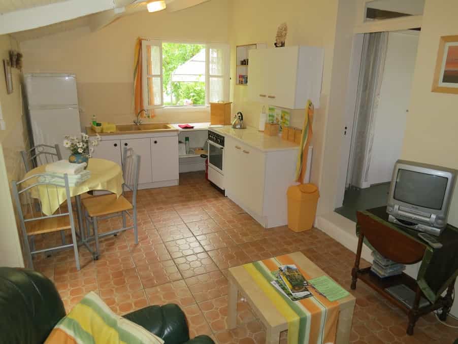House in Monbahus, Nouvelle-Aquitaine 10032705