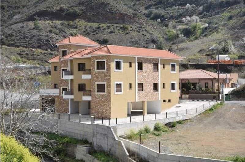 Condominium in Arakapas, Limassol 10033078