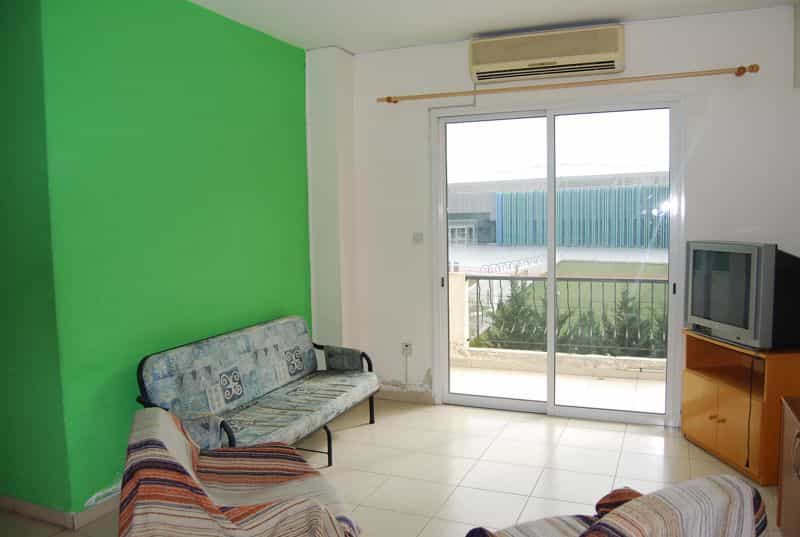 Condominium dans Kato Paphos, Paphos 10033138