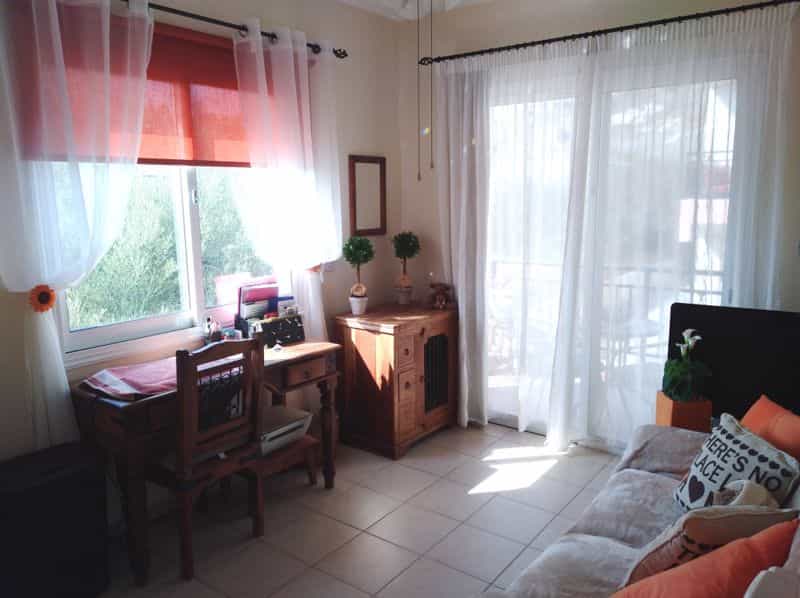 Condominium dans Chlorakas, Paphos 10033177
